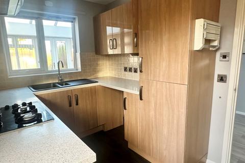 3 bedroom semi-detached house for sale, Lichfield Road, Brownhills
