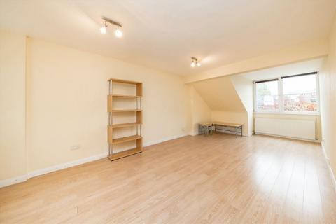 2 bedroom flat to rent, Compayne Gardens, London NW6