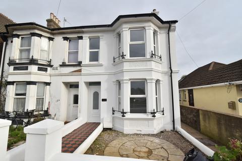 3 bedroom end of terrace house to rent, Trafalgar Road, Portslade