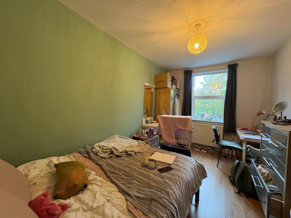 Photo 2025 11 05 11 51 15