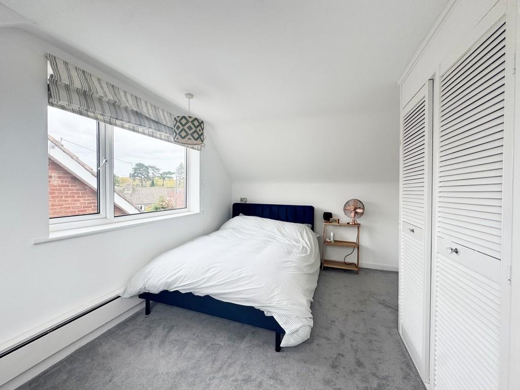 Bedroom (5)