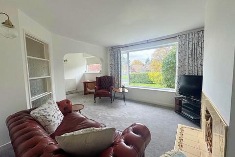 3 bedroom semi-detached bungalow for sale, Offa Drive, Kenilworth