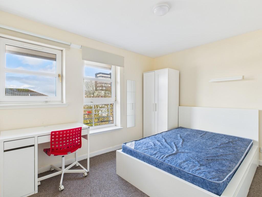 Cam05526 g0 pr0059 still010