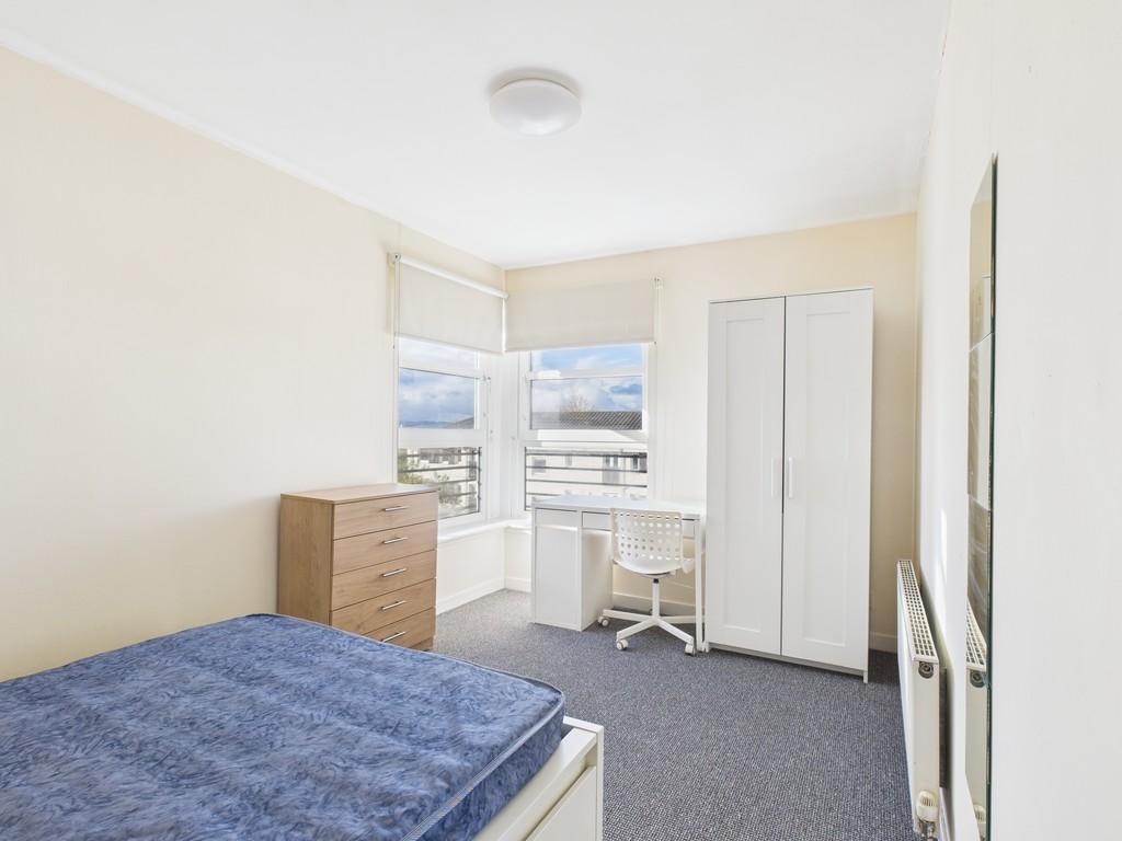 Cam05526 g0 pr0059 still004