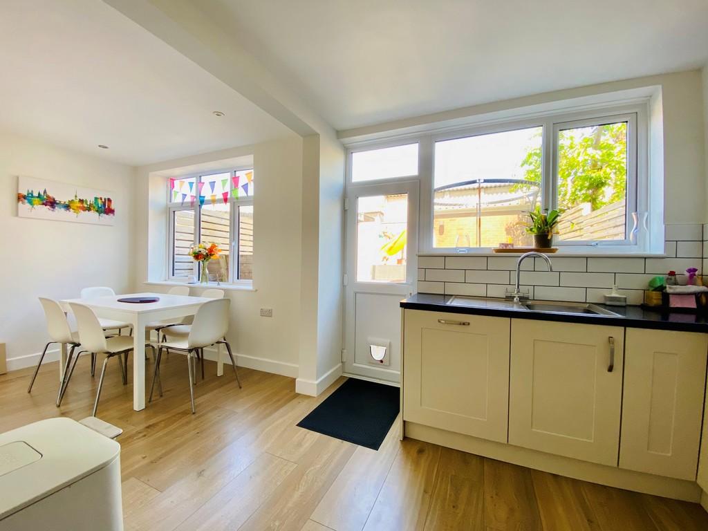 Kitchen -2