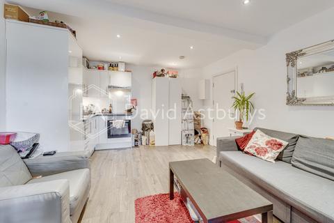 1 bedroom apartment to rent, Bowmans Mews, Holloway, London