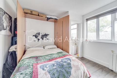 1 bedroom apartment to rent, Bowmans Mews, Holloway, London