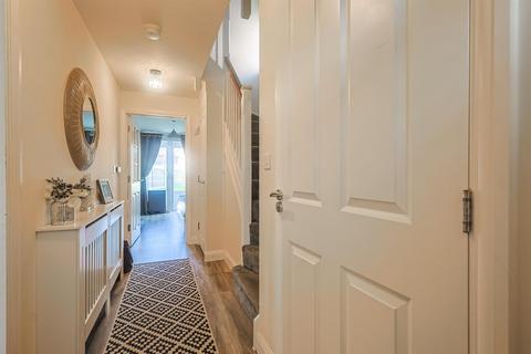 4 bedroom detached house for sale, Lowlands Road, Hullbridge SS5
