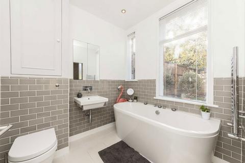 1 bedroom flat to rent, Barcombe Avenue, London SW2