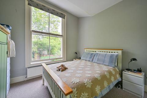 1 bedroom flat for sale, Isledon Road, Islington, London, N7