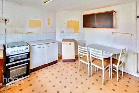 3 bedroom terraced house for sale, Hollow Road, Leicester
