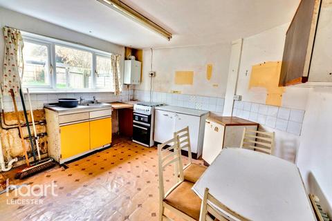 3 bedroom terraced house for sale, Hollow Road, Leicester