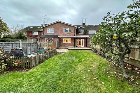 undefined, Rosedale Crescent, Reading RG6