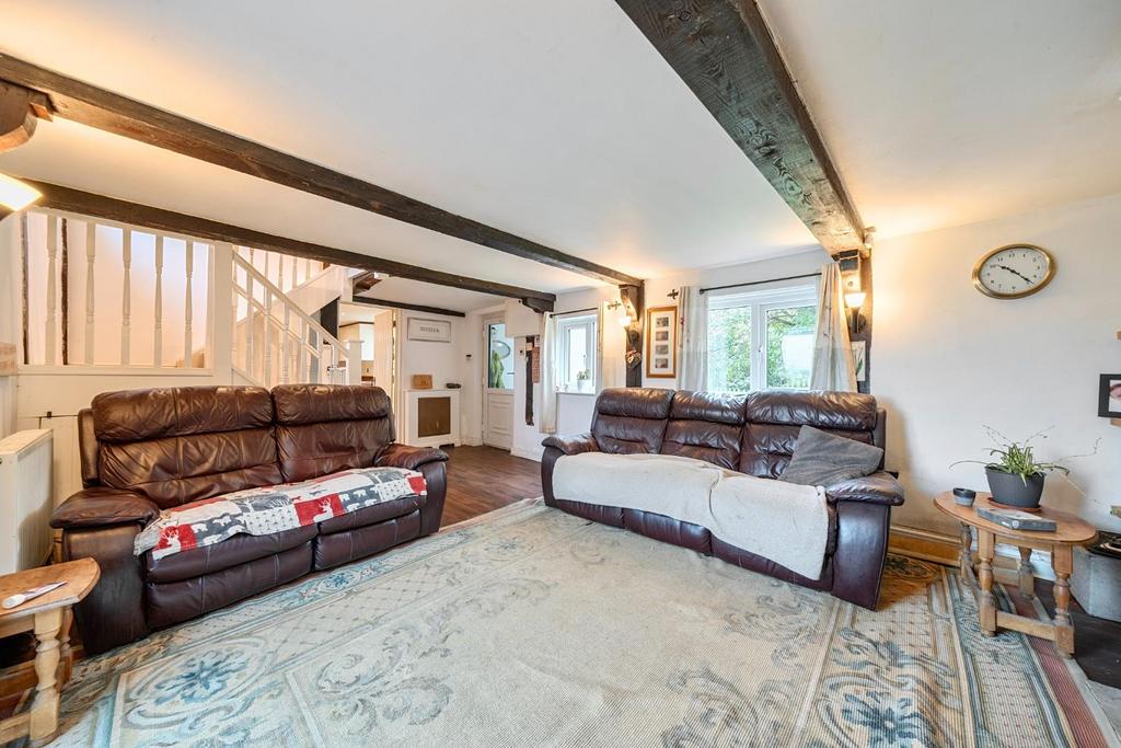 2nd view FAMILY ROOM.jpg