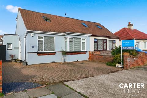 undefined, Highfield Gardens, Grays, RM16