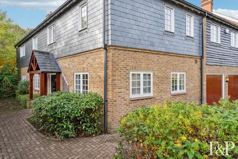 undefined, Highgrove Avenue, Ascot