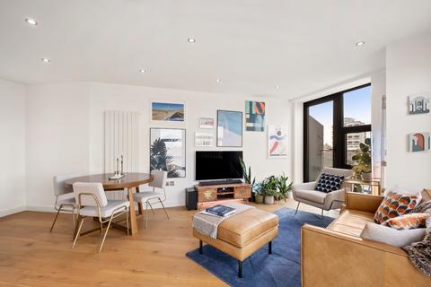 1 bedroom flat to rent, Margerie Court, 5 Esker Place, London