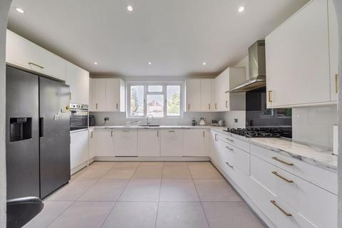 undefined, Green Lane, West Purley