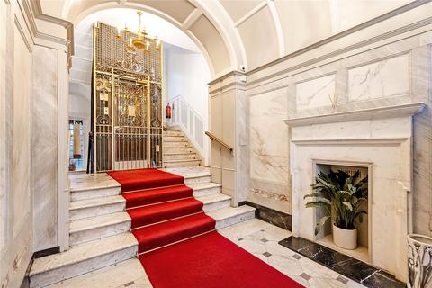 3 bedroom flat for sale, Weymouth Street, London, W1W