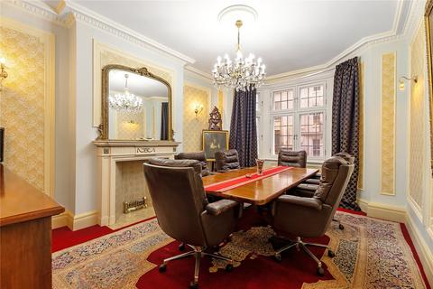 3 bedroom flat for sale, Weymouth Street, London, W1W