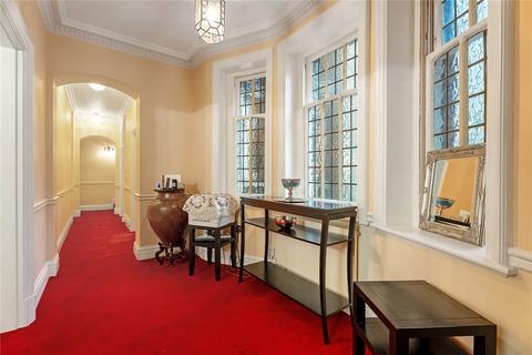 3 bedroom flat for sale, Weymouth Street, London, W1W