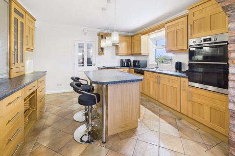 5 bedroom detached house for sale, Moor Farm Cottage, Cross Keys Lane, Coningsby