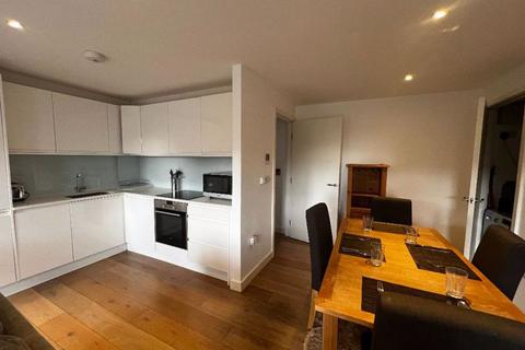 2 bedroom property for sale, Kings Avenue, London SW4