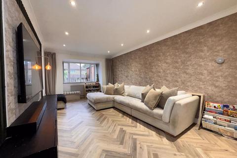 4 bedroom detached house for sale, Oakhills, Shanklin