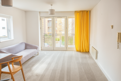 2 bedroom flat to rent, Oakridge, 117 Nell Lane, Manchester