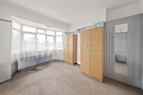 3 bedroom end of terrace house for sale, Castle Road, Northolt