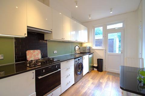 3 bedroom semi-detached house for sale, Cambridge Road, North Harrow