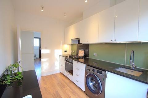 3 bedroom semi-detached house for sale, Cambridge Road, North Harrow