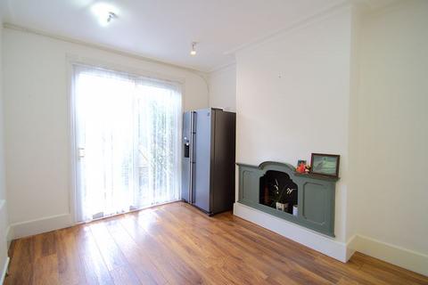 3 bedroom semi-detached house for sale, Cambridge Road, North Harrow