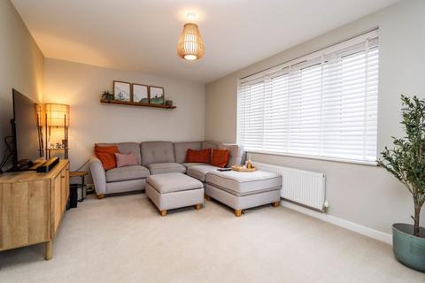 3 bedroom semi-detached house for sale, Egret Drive, Yatton