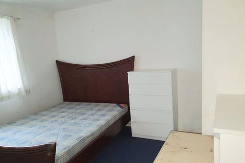 1 bedroom apartment to rent, Elmore Close, Wembley