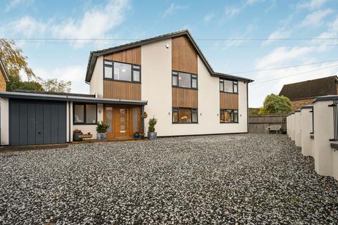 4 bedroom detached house for sale, Browns Road, High Wycombe HP15