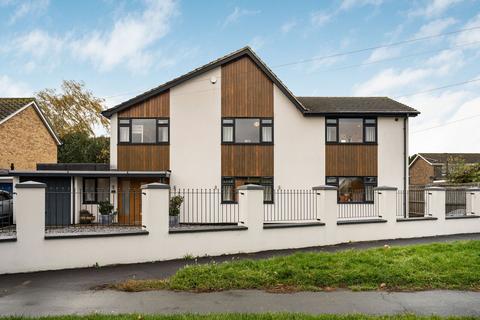 4 bedroom detached house for sale, Browns Road, High Wycombe HP15