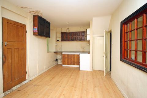 undefined, Bull Bay, Amlwch, Isle of Anglesey, LL68
