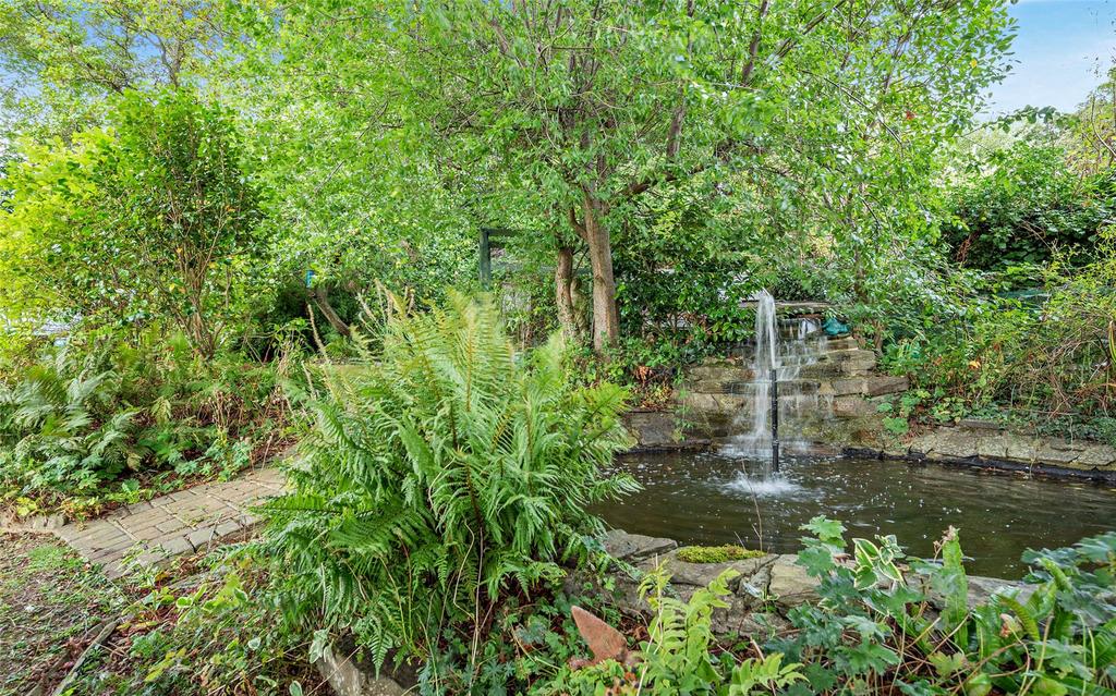 Garden & Grounds