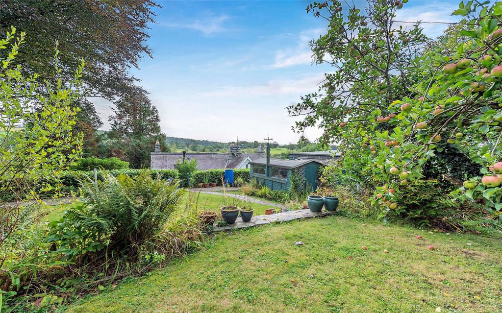 Garden & Grounds