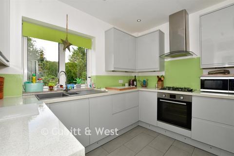 undefined, Haydn Avenue, Purley CR8