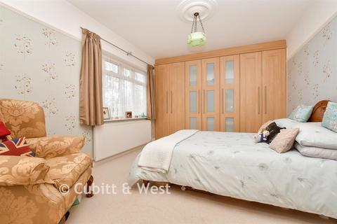 undefined, Haydn Avenue, Purley CR8