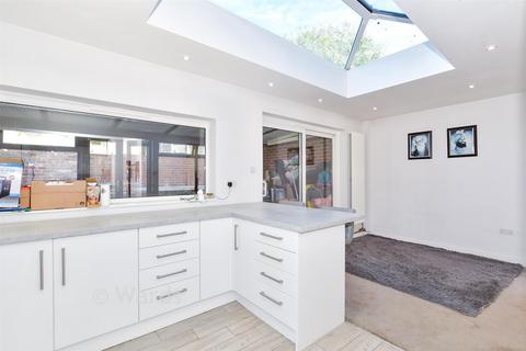 4 bedroom semi-detached house for sale, Spruce Close, Larkfield, Aylesford, Kent