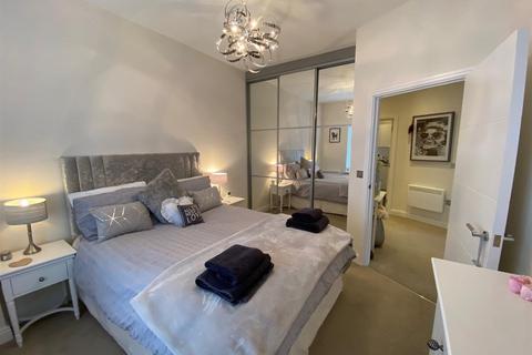 undefined, Gorcott Lane, Dickens Heath, Shirley, Solihull, B90
