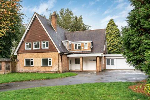 4 bedroom detached house to rent, Blythewood Close, Knowle, Solihull, West Midlands, B93