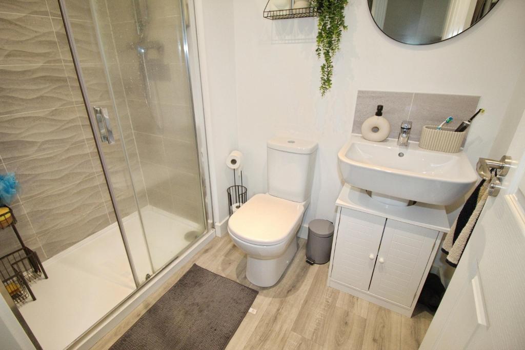 Master Ensuite