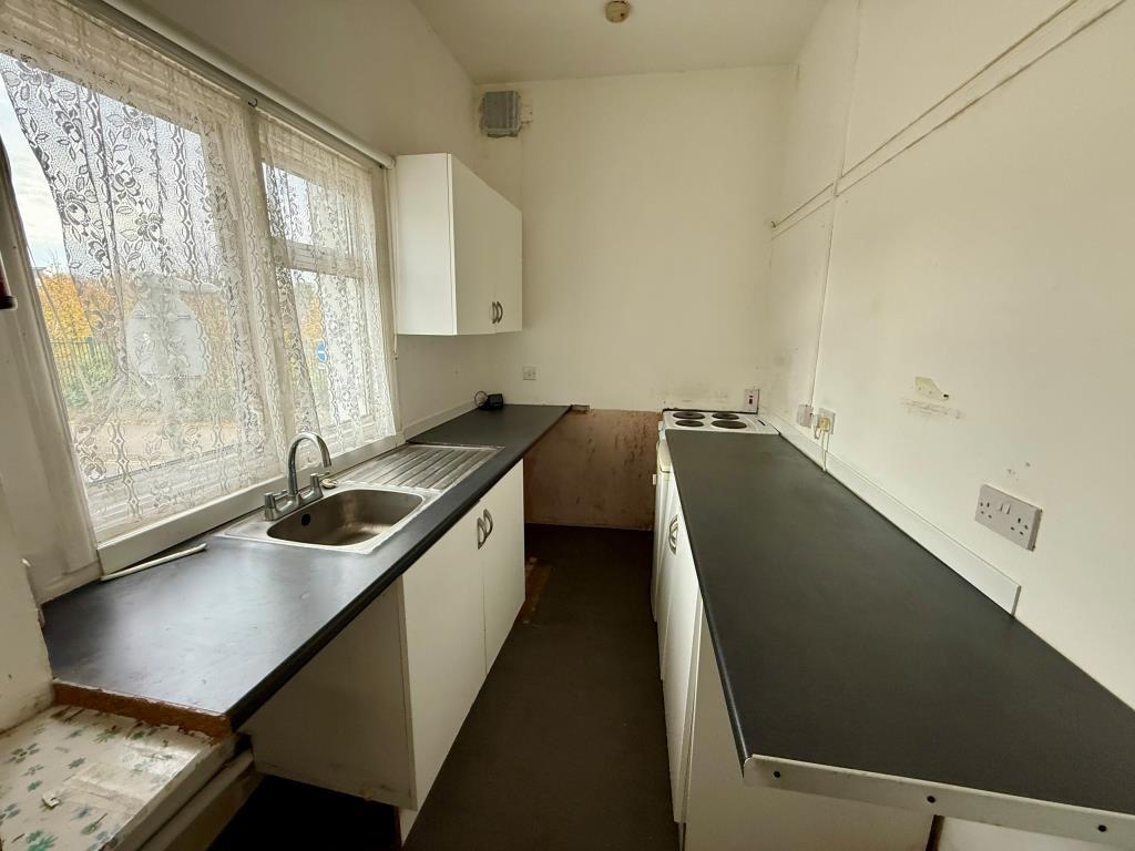Flat B Kitchen
