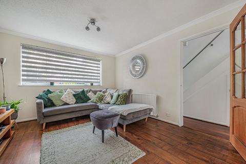 14 Arne Grove, Orpington, BR6 9TT