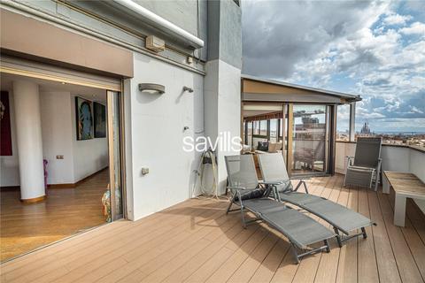 2 bedroom penthouse, Flat For Sale In Sant Gervasi