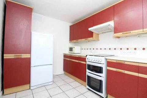 2 bedroom terraced house to rent, Windrush Way, Maidenhead SL6